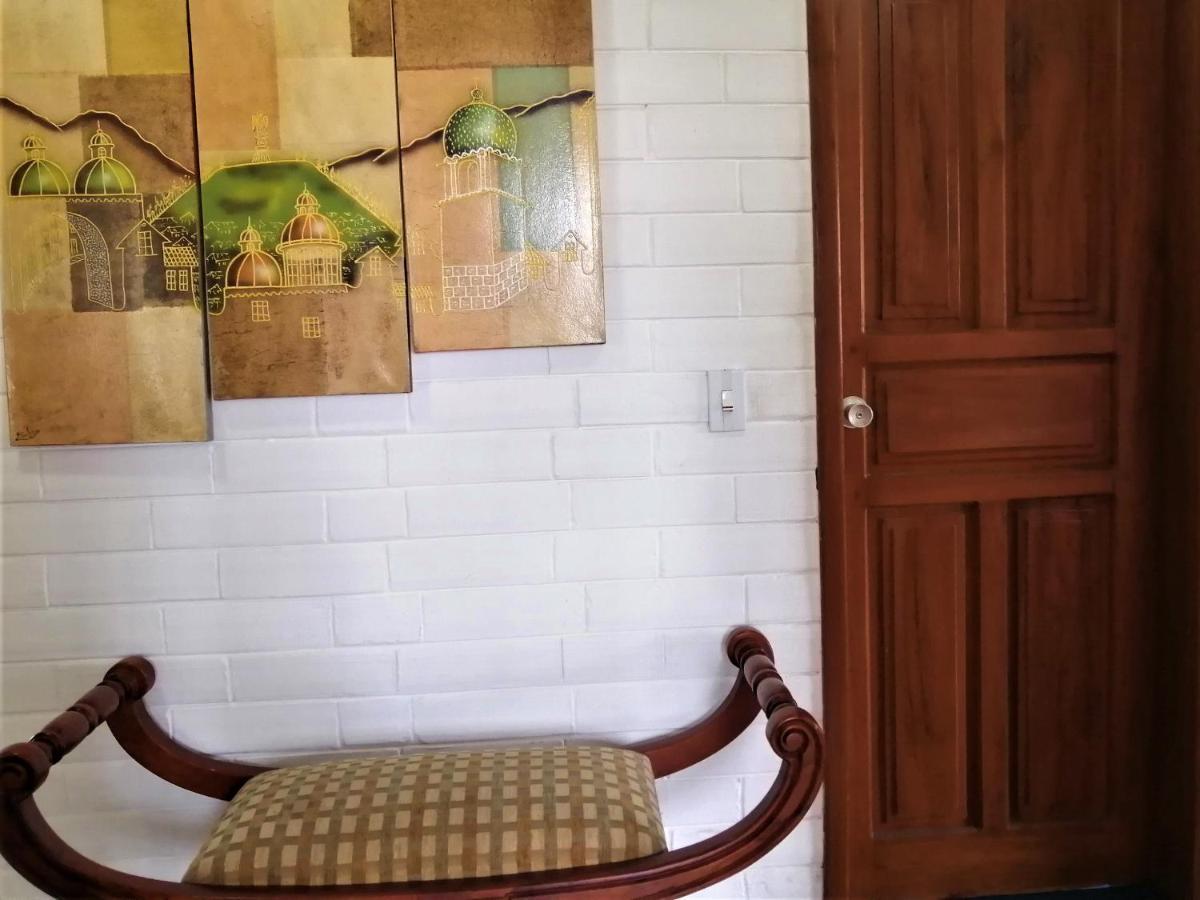 Chester'S B&B 타바벨라 외부 사진